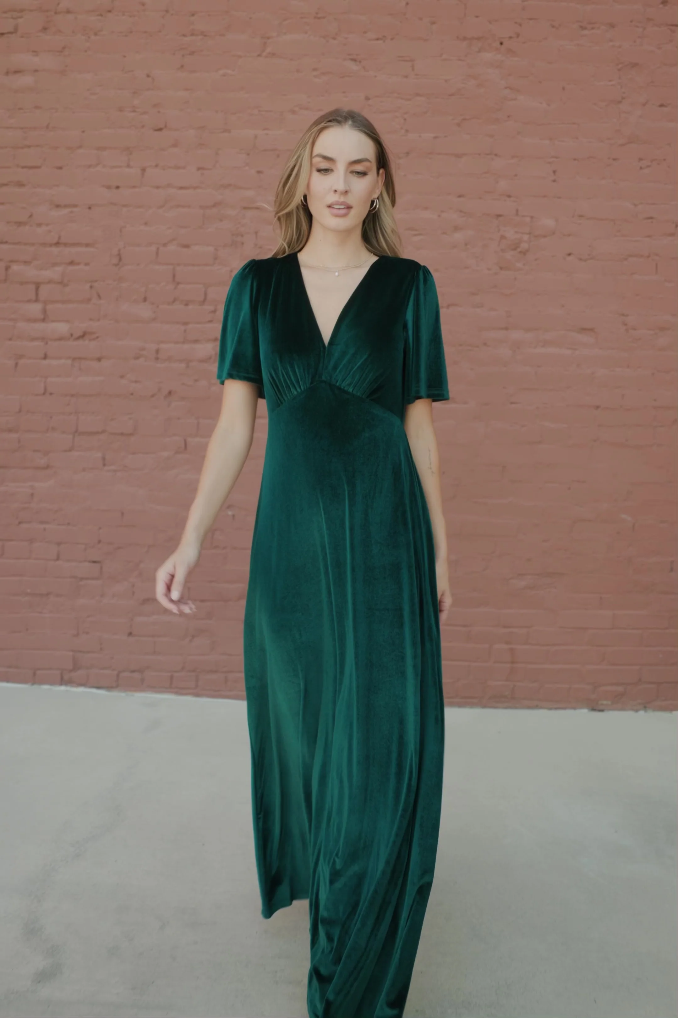 Vivian Velvet Maxi Dress — Emerald V-Neck Gown 2 Vivian Velvet Maxi Dress — Emerald V-Neck Gown