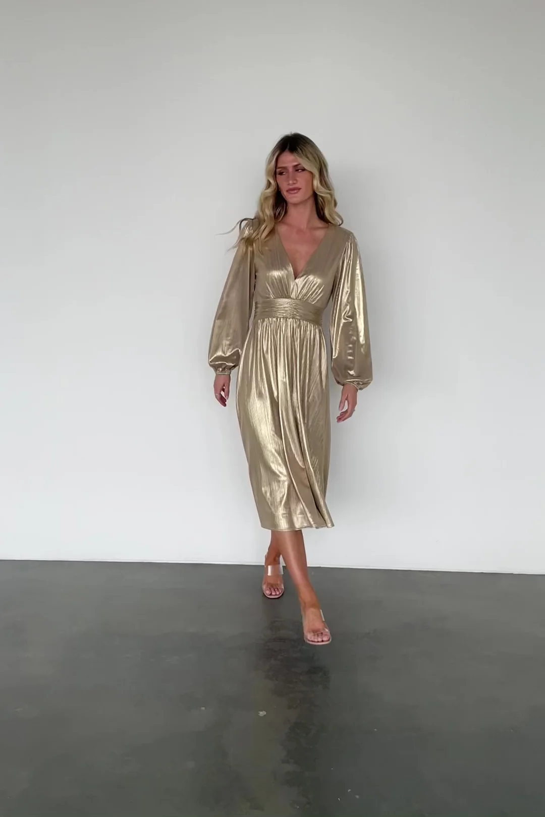 Aisha Shimmer Midi Dress — Champagne V-Neck