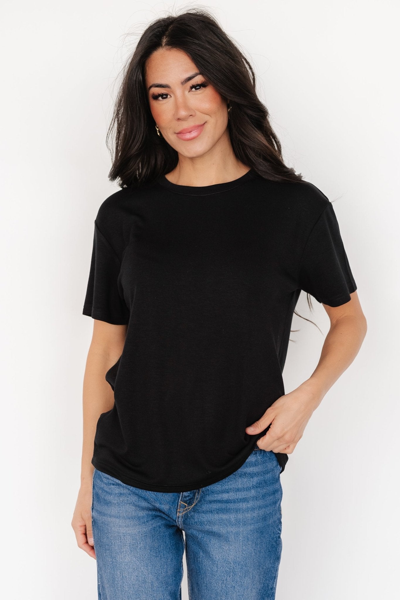 Elliot Relaxed Tee — Black Relaxed-Fit Top