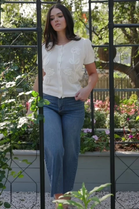 Eulalie Floral Appliqué Knit Cardigan