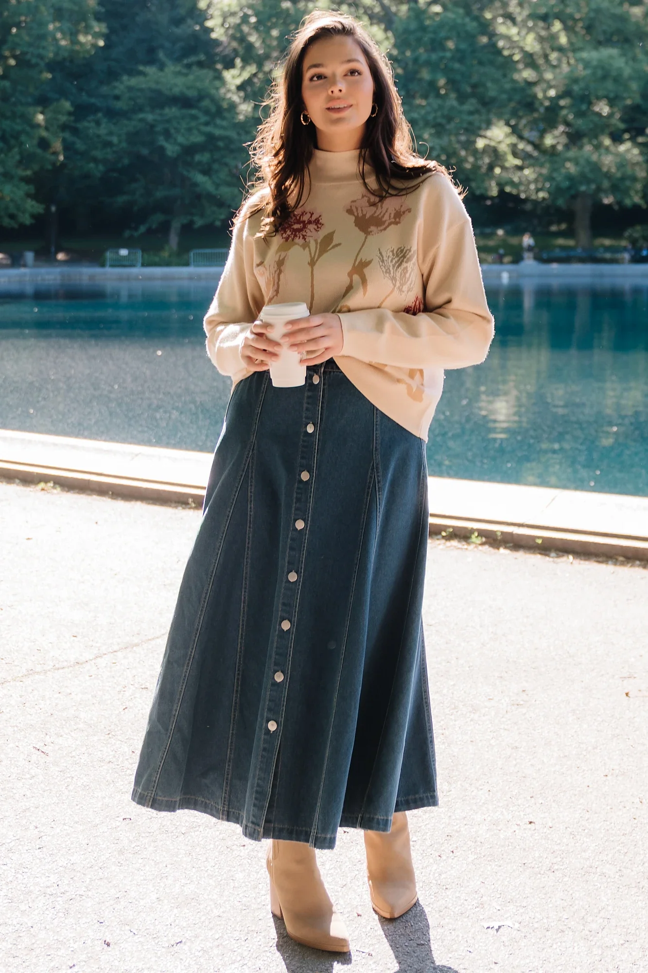 Marlowe Flower Sweater | Natural 4 Marlowe Flower Sweater | Natural