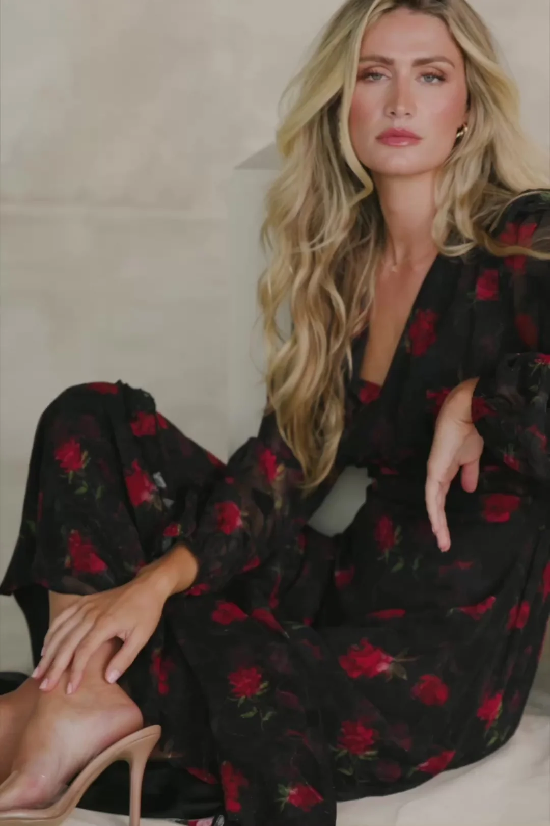 Avalora Midi Dress | Black Rose Floral