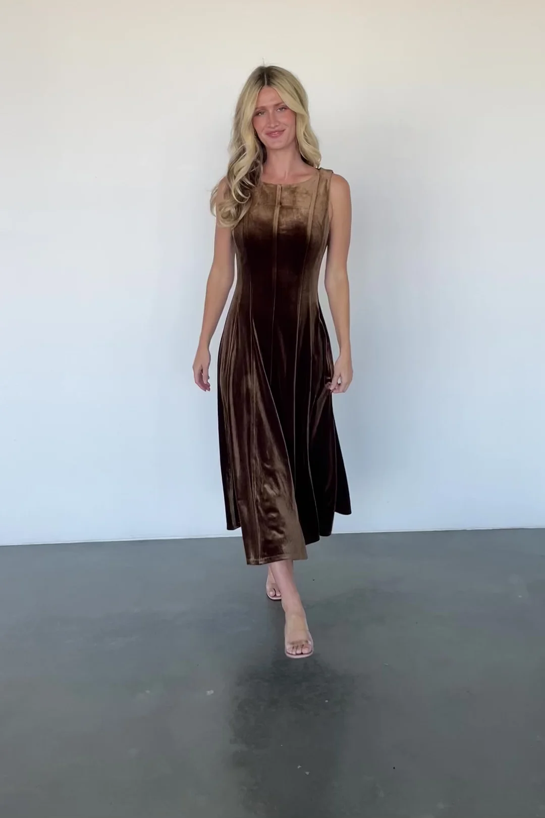 Annika Velvet Midi Dress — Bronze Velvet