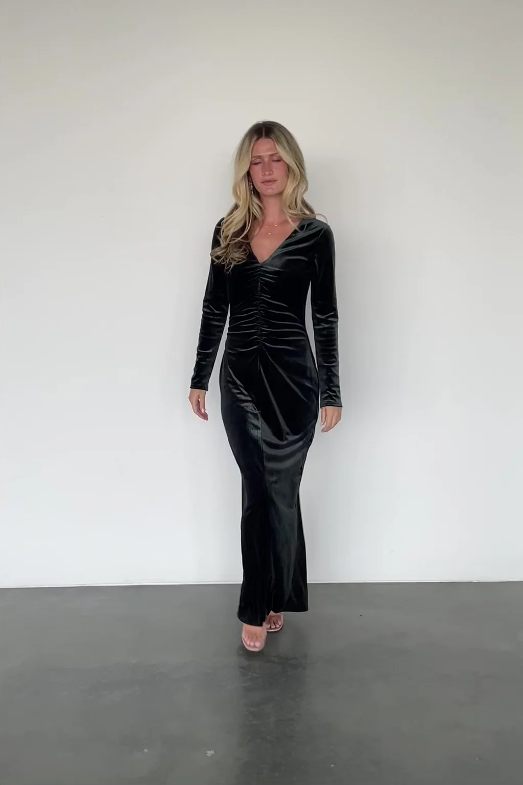 Kourtney Velvet Maxi Dress - Dark Green Gown