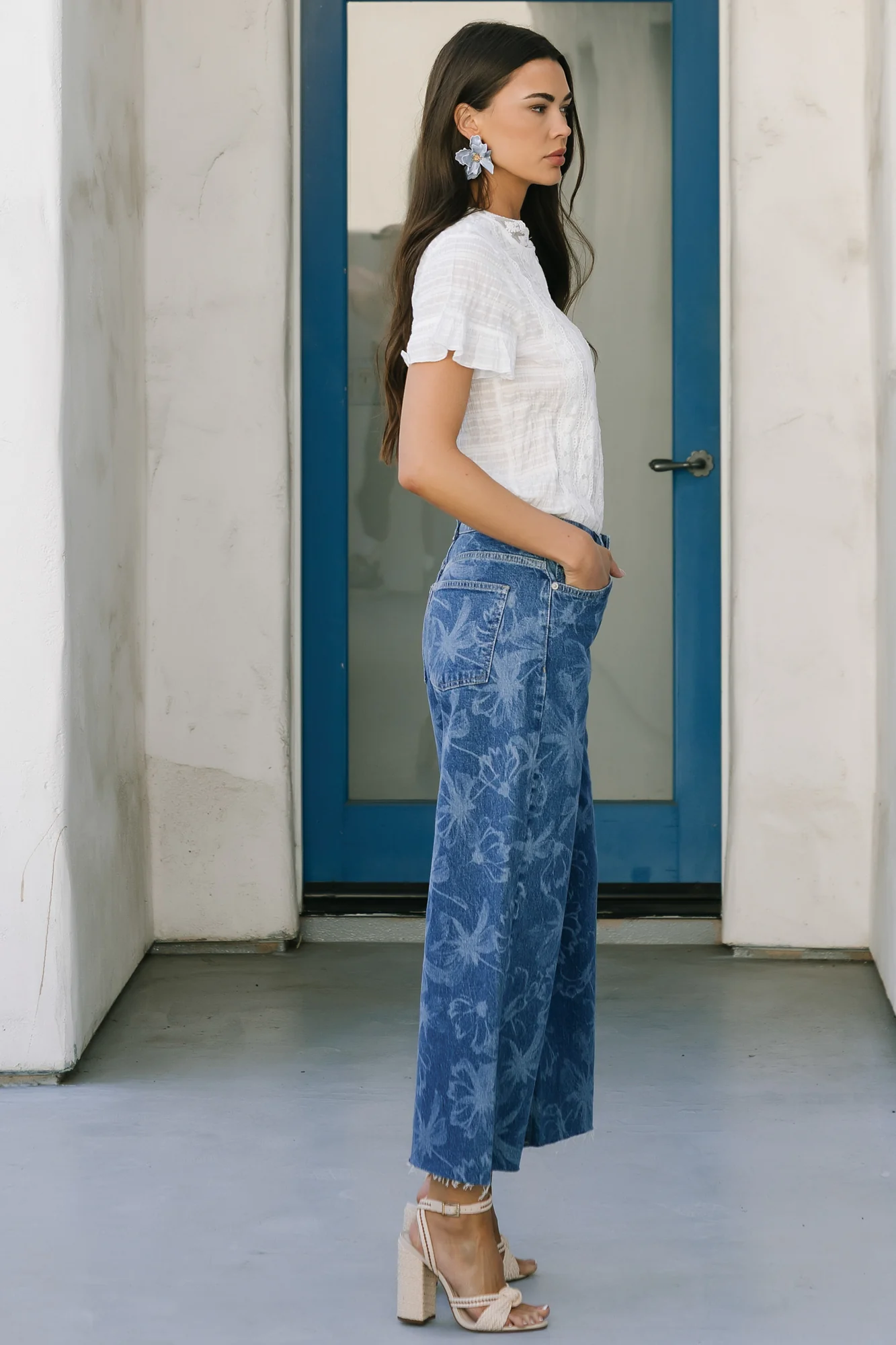 Cádiz Mid Rise Relaxed Jeans, Medium Floral 7 Cádiz Mid Rise Relaxed Jeans, Medium Floral